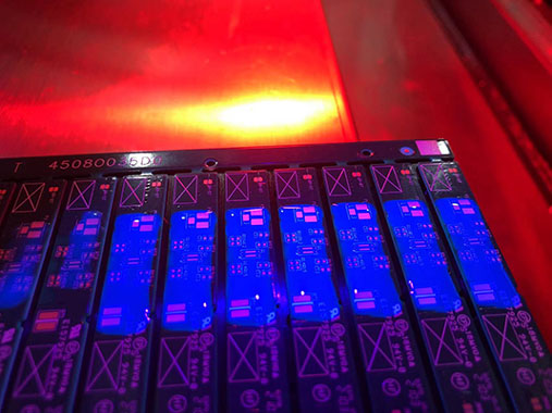 無(wú)人機(jī)移動(dòng)電源PCB板元器件批覆三防硅膠應(yīng)用方案由漢思新材料提供